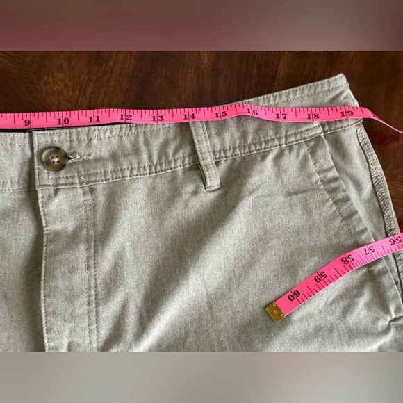 O’Neill RESERVE HEATHER 21" HYBRID SHORTS Khaki Sz 38 - Picture 11 of 12
